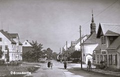 historické foto vsi s kostelem