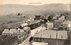 pohled na ves z kostelní věže