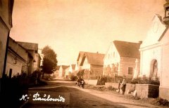 historické foto kaple (vpravo)