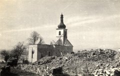 kostel těsně před demolicí