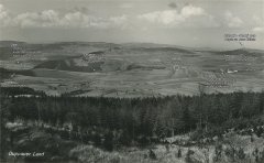 panoramatický pohled na širší okolí Doupova s popisy objektů