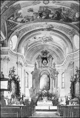 historické foto interiéru kostela
