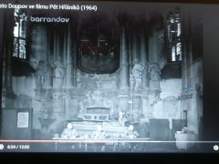 zadní část kostela ve filmu Pět hříšníků