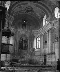 historické foto interiéru kostela