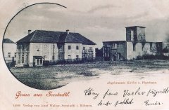 dobová pohlednice s motivem původního vyhořelého kostela