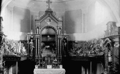historické foto interiéru kostela