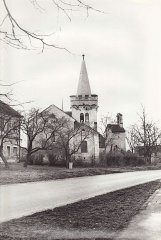 historické foto kostela a kaple