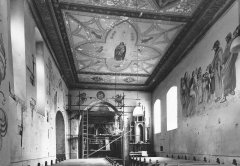 historické foto interiéru kostela - zadní část