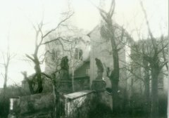 historické foto kostela a kaple