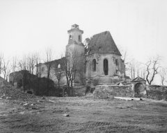kostel krátce před demolicí