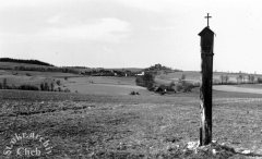 krajina s kostelem na obzoru