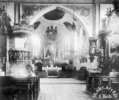historické foto interiéru kostela