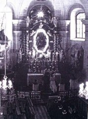 historické foto interiéru kostela