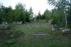 odkrytá podlaha kostela - pohled zezadu