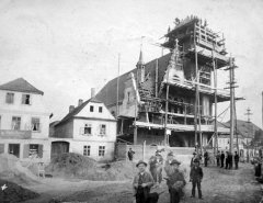 stavba kostela