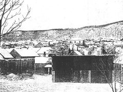 historické foto vsi s kostelem
