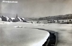 historické foto vsi s kostelem