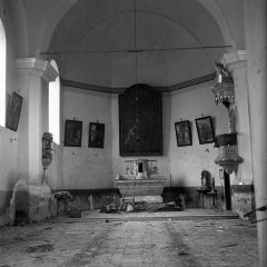 historické foto interiéru kostela