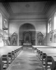 historické foto interiéru kostela - zadní část