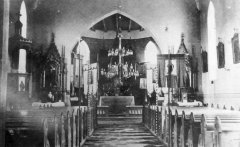 historické foto interiéru kostela