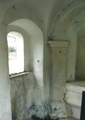 pohled do interiéru - okno