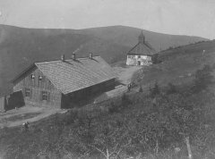 historické foto původní kamenné kaple