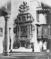 historické foto interiéru kostela