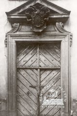 vchod do kostela