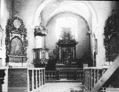 historické foto interiéru kostela
