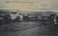 historické foto vsi s kostelem