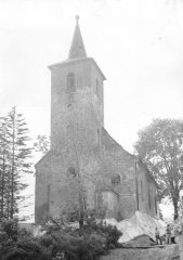 zakrytí kostela před odstřelem