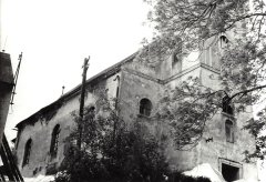 zakrytí kostela před odstřelem