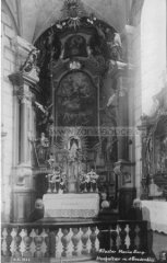 historické foto interiéru kostela