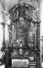 historické foto interiéru kostela
