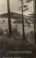 historické foto obou kostelů