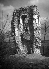 historické foto torza kostela
