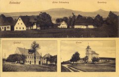 dobová pohlednice vsi s kostelem