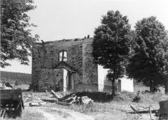 bourání kostela