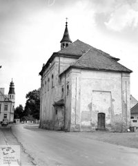 kostel před zbořením