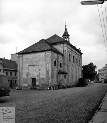 kostel před zbořením