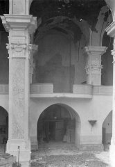 historické foto kostela - pohled ke kruchtě