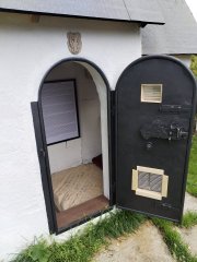 vstup do zmenšené kopie kostela