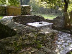 presbytář kostela