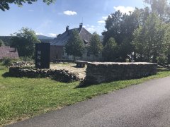 pohled zezadu zleva