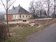 pohled zezadu zleva