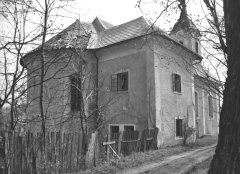 pohled zezadu zleva