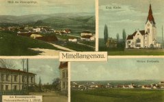 dobová pohlednice vsi s kostelem