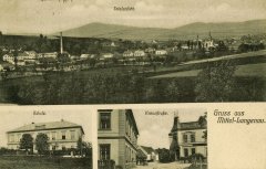 dobová pohlednice vsi s kostelem