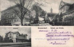 dobová pohlednice vsi s kostelem