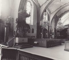 historické foto interiéru kostela